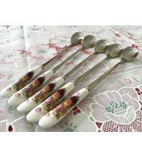 Thìa cán sứ xinh xinh (1 cái)